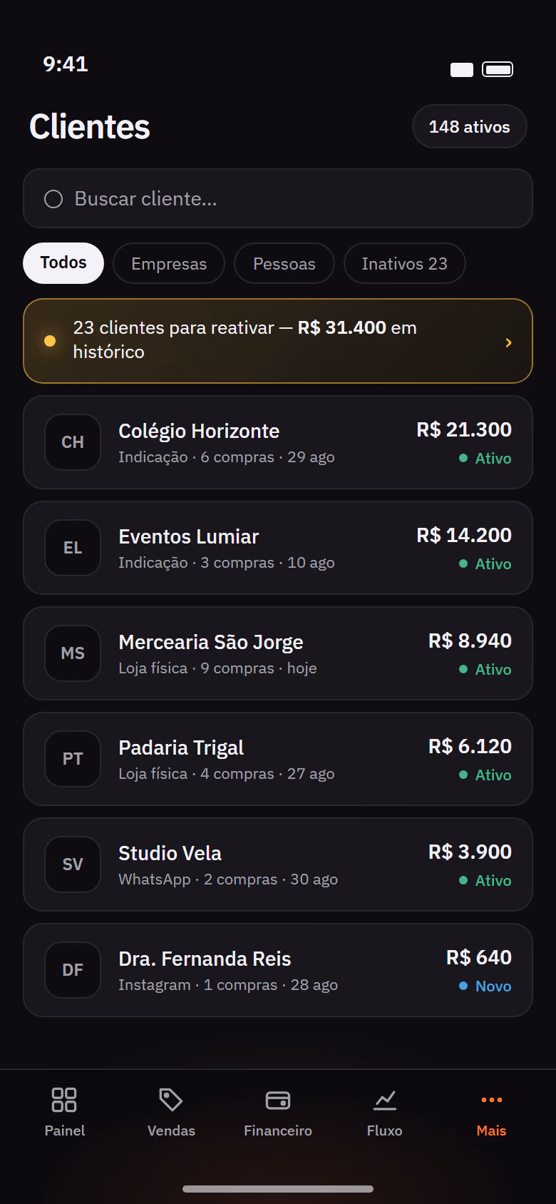 Tela Clientes da Órbita no celular